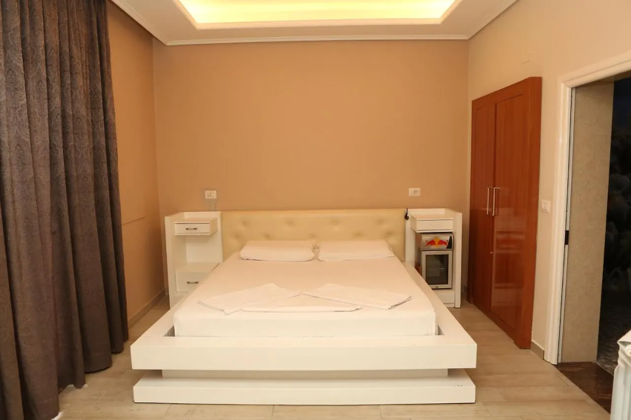 Hotel Autostrada Kashar 0*,  Albania